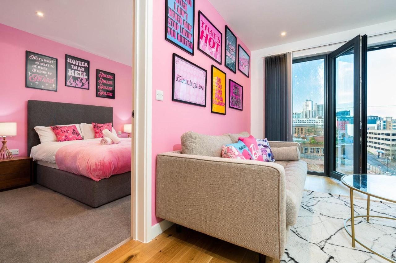 Maevela Apartments ☆ Pink Luxury Apartment With Balcony - Birmingham City Centre - 5 Min Walk From Bullring, Cube, Mailbox, New Street Station - Free Netflix & Wifi Exterior foto
